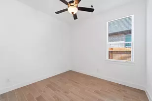 323 Big Pne Trl, Rosenberg, TX 77471 - Photo 4