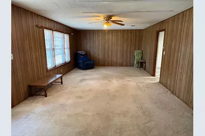 809 August Street, El Campo, TX 77437 - Photo 10