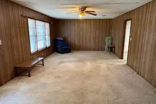 809 August St, El Campo, TX 77437 - Photo 10
