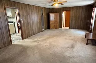 809 August St, El Campo, TX 77437 - Photo 12