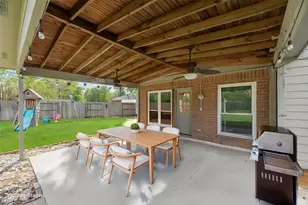 9922 W Cedaredge Dr, Houston, TX 77064 - Photo 42