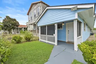 4018 Sealy St, Galveston, TX 77550 - Photo 1