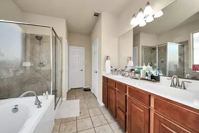 12119 Redbud Brook Trail, Houston, TX 77089 - Photo 32