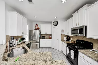 12119 Redbud Brook Trail, Houston, TX 77089 - Photo 22