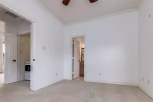 5208 Blossom St, Houston, TX 77007 - Photo 10