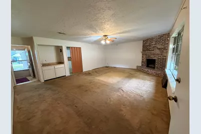 1802 Eastfield Drive, Missouri City, TX 77459 - Photo 6