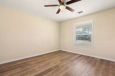 1807 Marlock Lane, Pasadena, TX 77502 - Photo 18