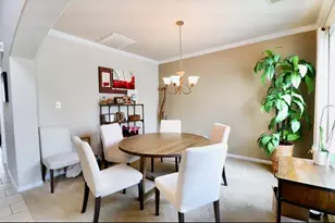 135 S Spinning Wheel Cir, The Woodlands, TX 77382 - Photo 14