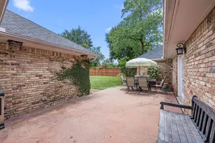 10403 Londonderry Dr, Houston, TX 77043 - Photo 20