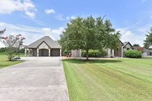 960 Cemetery Rd, Santa Fe, TX 77517 - Photo 2