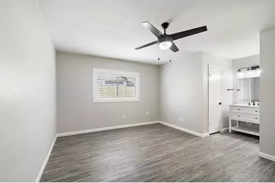 12602 Hickory Bend Drive, Houston, TX 77070 - Photo 10