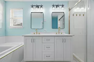 642 Arvana St, Houston, TX 77034 - Photo 28