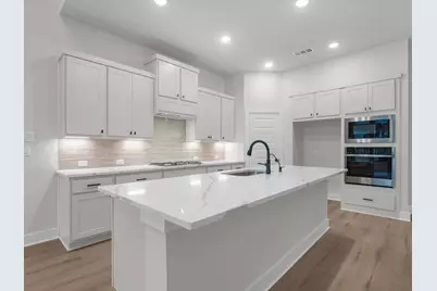 5185 Enchanted Pine Court, Spring, TX 77386 - Photo 2