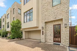 1110 Autrey St, Houston, TX 77006 - Photo 1