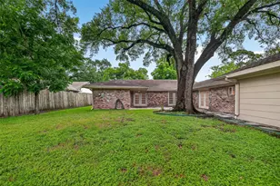 4501 Waycross Dr, Houston, TX 77035 - Photo 32