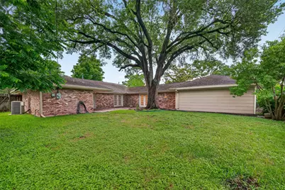 4501 Waycross Drive, Houston, TX 77035 - Photo 32