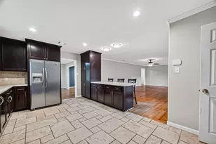 4501 Waycross Dr, Houston, TX 77035 - Photo 16