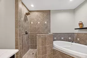 4501 Waycross Dr, Houston, TX 77035 - Photo 24