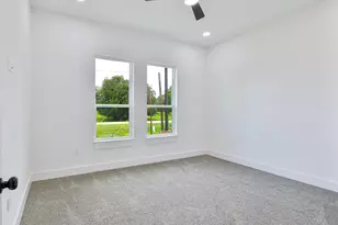 500 Campfire Trail, Angleton, TX 77515 - Photo 18