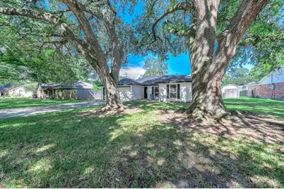 3713 Wilshire Drive, Alvin, TX 77511 - Photo 4