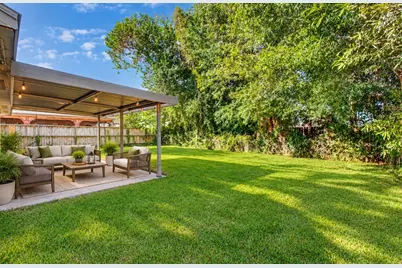 9843 Ribbonwood Street, Houston, TX 77078 - Photo 22