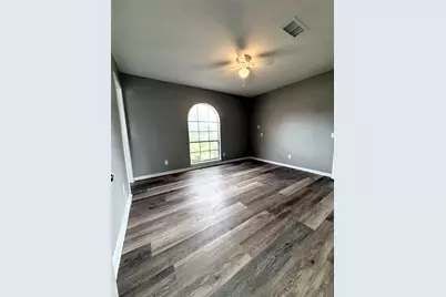 3808 Holly Glen, Bay City, TX 77414 - Photo 8