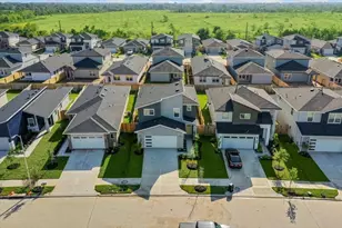 12517 Abbey House Ct, Houston, TX 77047 - Photo 24