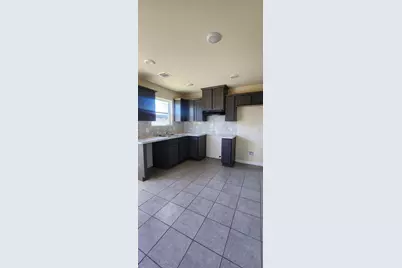 8421 W 1st Street #4F, Needville, TX 77461 - Photo 2