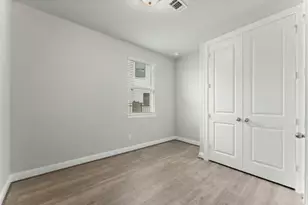 724 Lake Lacosta Dr, Katy, TX 77493 - Photo 30