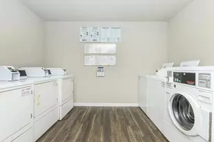 900 Westwood Dr, Round Rock, TX 78681 - Photo 8