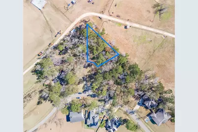 24 Holly Springs Dr, Conroe, TX 77302 - Photo 1