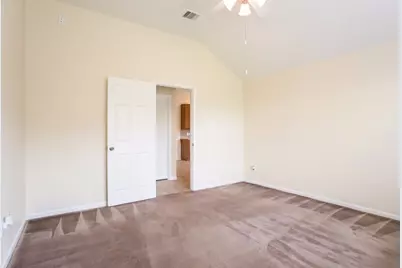 5802 Le Carpe Plantation Court, Katy, TX 77449 - Photo 10