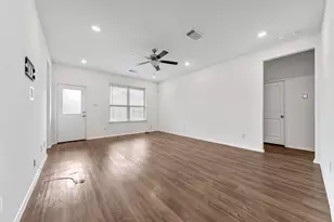 2847 Mistygate Ct, Conroe, TX 77301 - Photo 2