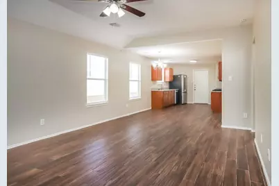 4435 Plumeria Avenue, Baytown, TX 77521 - Photo 4