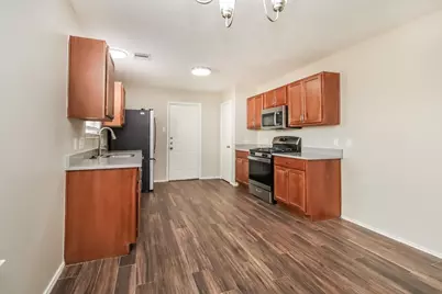 4435 Plumeria Avenue, Baytown, TX 77521 - Photo 6