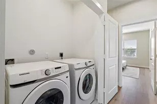 3918 Willowbend Pt Dr, Houston, TX 77025 - Photo 24