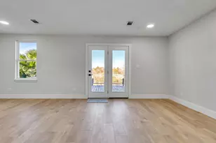 7016 Delesandri Dr, Hitchcock, TX 77563 - Photo 16