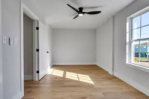 7016 Delesandri Dr, Hitchcock, TX 77563 - Photo 24