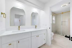 16310 Havenhurst Dr, Houston, TX 77059 - Photo 18