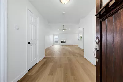 16310 Havenhurst Drive, Houston, TX 77059 - Photo 14