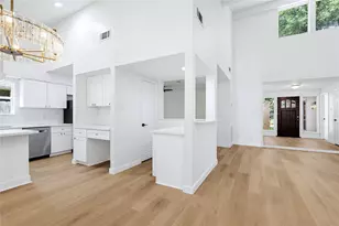 16310 Havenhurst Dr, Houston, TX 77059 - Photo 6