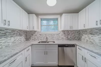 5739 Skylane Drive, Montgomery, TX 77316 - Photo 28