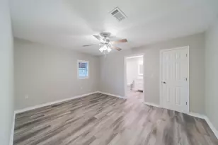 5739 Skylane Dr, Montgomery, TX 77316 - Photo 12