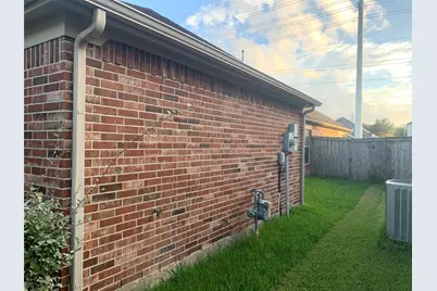 13110 Imperial Shore Drive, Pearland, TX 77584 - Photo 2