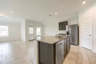 7547 Cattle Walker Ct, Rosharon, TX 77583 - Photo 4