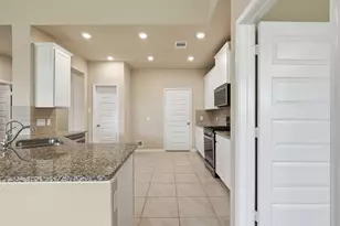 2413 Olancha Dr, Rosharon, TX 77583 - Photo 14