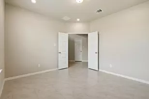 2413 Olancha Dr, Rosharon, TX 77583 - Photo 6