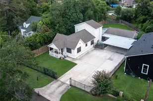 7004 Santa Maria St, Houston, TX 77023 - Photo 1