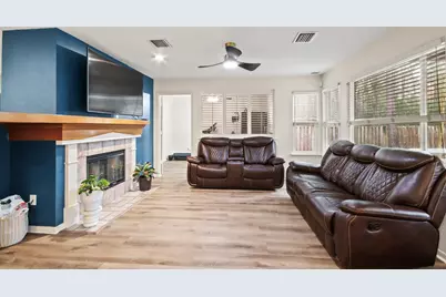 91 Alden Glen Drive, The Woodlands, TX 77382 - Photo 12