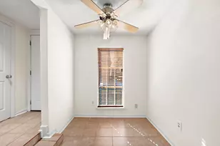 711 Holiday Dr, Galveston, TX 77550 - Photo 2